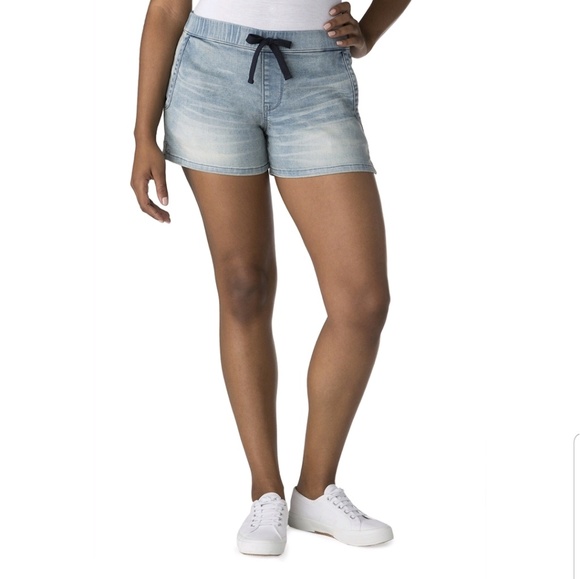 Levi's Pants - Size 20 Women's Levi lounge shorts